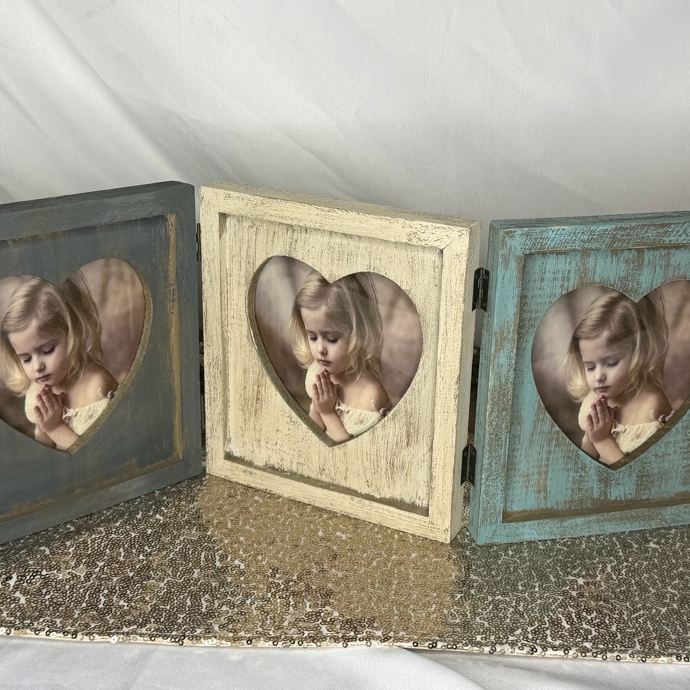 Rustic Heart Triptych Photo Frame - Blue, Cream & Gray